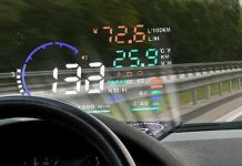 Проекционные дисплеи для автомобиля: принцип работы и особенности установки