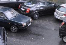 На улице Виражной временно ограничат стоянку транспорта