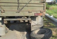 Под Пензой пенсионерку убило колесом КАМАЗа 