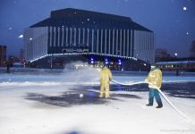 На Юбилейной площади впервые зальют каток 