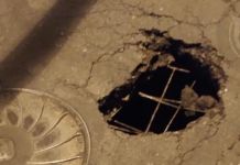 На улице Суворова провалился асфальт