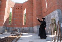 В Заречном строят новый храм