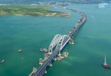 В России открыли Крымский мост