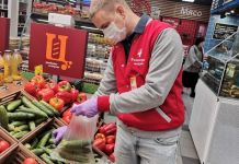 Находящимся дома пензенцам помогают более 700 волонтеров