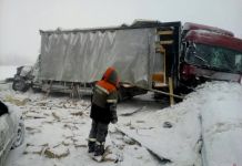 В Волгоградской области пензенец на фуре влетел в автомобиль