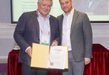 Врач из Пензы Рашид Галеев представил новую модель искусственного хрусталика