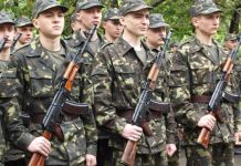﻿Путин подписал закон о запрете военным пользоваться смартфонами на службе 