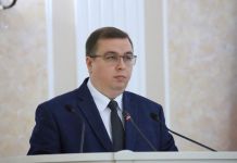 Мельниченко даст премию чиновнику, отказавшемуся от взятки