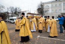 Мощи святителя Иннокентия Пензенского перенесли в Спасский собор