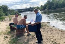 Итоги недели: ущерб от урагана, смертельный пляж, жаркий август