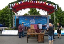Пензенский театр «Кукольный дом» участвует в уличных представлениях в Москве 