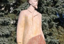 В Пензе два памятника отремонтируют и два перенесут