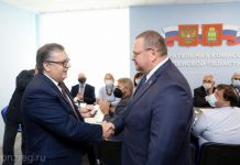 Инаугурация Олега Мельниченко пройдет в драмтеатре