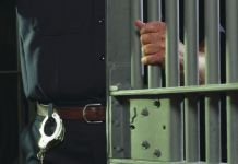 В Пензе мужчина пытался изнасиловать свою соседку