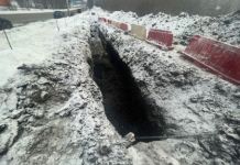 В Пензе в траншее засыпало двух рабочих