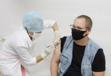 В России разыграют призы по 100 тыс. рублей среди вакцинированных от коронавируса