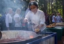 В парке имени Белинского приготовят 200 литров варенья