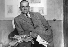 Сегодня исполняется 125 лет со дня рождения Владимира Маяковского