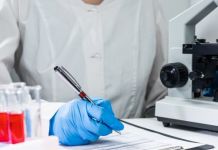 Попова заявила об ухудшении ситуации с коронавирусом