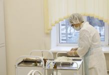 В Пензу доставили более 11 тысяч комплектов вакцины «ЭпиВакКорона» 