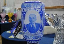 Пензенцев приглашают увидеть посуду с вождем