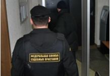 Злостный алиментщик напал на судебного пристава