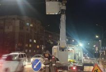 В Спутнике для троллейбуса №105 завершают строить контактную сеть