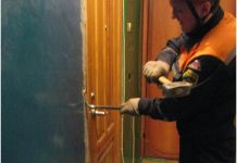 В Пензе трехлетний ребенок закрылся один дома