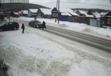 ﻿В Кузнецке автомобиль сбил пенсионерку на глазах у ребенка