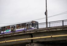 Росгвардейцы удержали пензячку от самоубийства