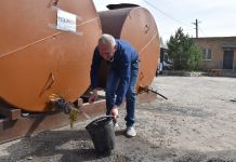 В Пензе на кладбищах установили баки с водой и контейнеры