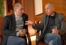 Александр Ф. Скляр поддержал Пензенский драмтеатр добрыми словами и песней