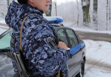 В Кузнецке двое пьяных мужчин напали на посетителя ТРЦ, - соцсети