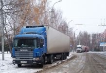 Пензенцев просят не парковать автомобили вдоль дорог