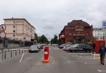 Платная парковка у площади Ленина начала работать в тестовом режиме