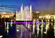 В Пензе фонтан на Московской завершает работу