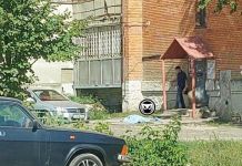 ﻿В Пензе из окна выпал человек — очевидцы