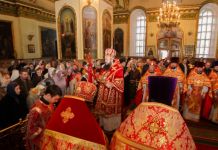 Владыка Серафим призвал пензенцев отметить Пасху дома