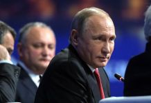 Пензячка попросит у Путина скидку на семиместную машину