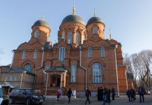 Вода и черный хлеб: как правильно поститься в Великий пост