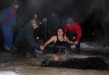 Пензенские моржи отметили Крещение в Торфяном болоте