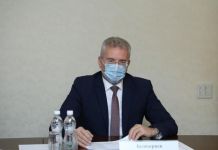 Губернатор не будет прививаться от коронавируса