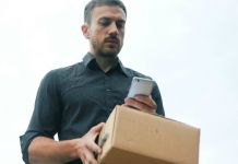 В Пензе местный житель получил вместо телефона муляж 