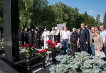 На Новозападном кладбище Пензы почтили память Василия Бочкарева