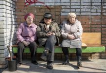 В Пензе работающим пенсионерам автоматически продлят больничные листы