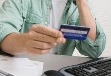 Пензячка отдала лжесотрудникам банка 74 тысячи рублей 