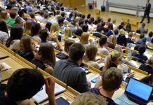 ﻿Студенты двух пензенских вузов перешли на онлайн-обучение  