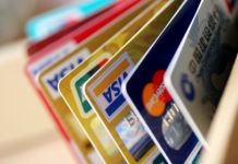 Подросток украла с карты знакомого 45 тыс рублей