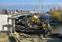 В Пензе установили половину пролетов Бакунинского моста