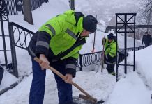 В Пензе не хватает работников для уборки снега